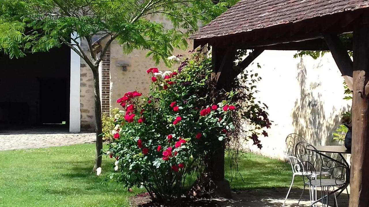Ilot Bonheur 호텔 Ury 외부 사진